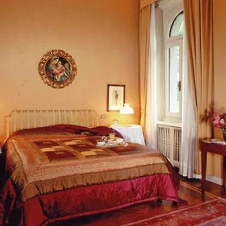 Bed & Breakfast V