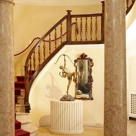 فندق مبيت وإفطار V 4*