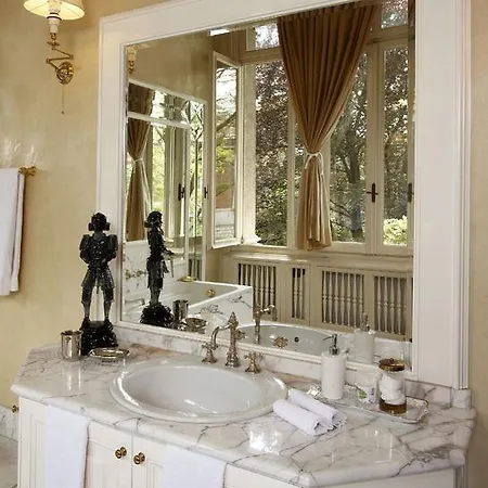 Bed & Breakfast V 2*
