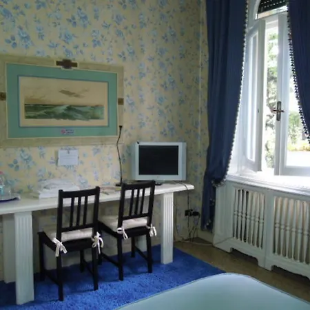 Bed & Breakfast V 2*