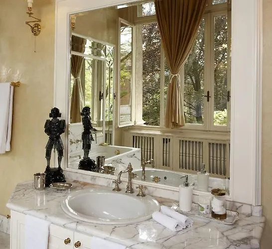 Bed & Breakfast V 4*